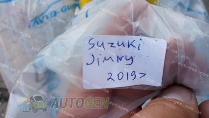 Avto-gumm (�-�) ������� ������ Suzuki Jimny (2019->) (5��) (Avto-Gumm)